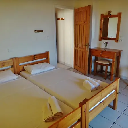 Lefkothea Апартаменты *