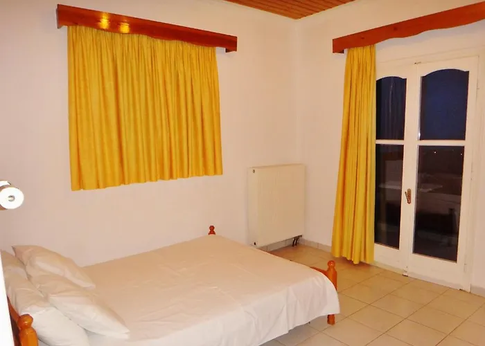 Lefkothea Apartman Fríni